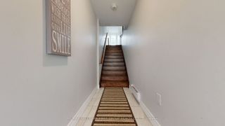 Photo 3: 35 Christabelle Path in Oshawa: Windfields House (3-Storey) for sale : MLS®# E7332048