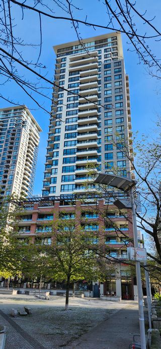 Photo 11: 1805 977 MAINLAND Street in Vancouver: Yaletown Condo for sale in "YALETOWN PARK 3" (Vancouver West)  : MLS®# R2866304