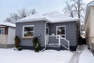 Photo 1: 252 Trent Avenue in Winnipeg: East Kildonan Residential for sale (3D)  : MLS®# 202227149