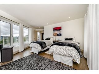 Photo 11: 2170 KAPTEY Avenue in Coquitlam: Cape Horn House for sale : MLS®# R2405015
