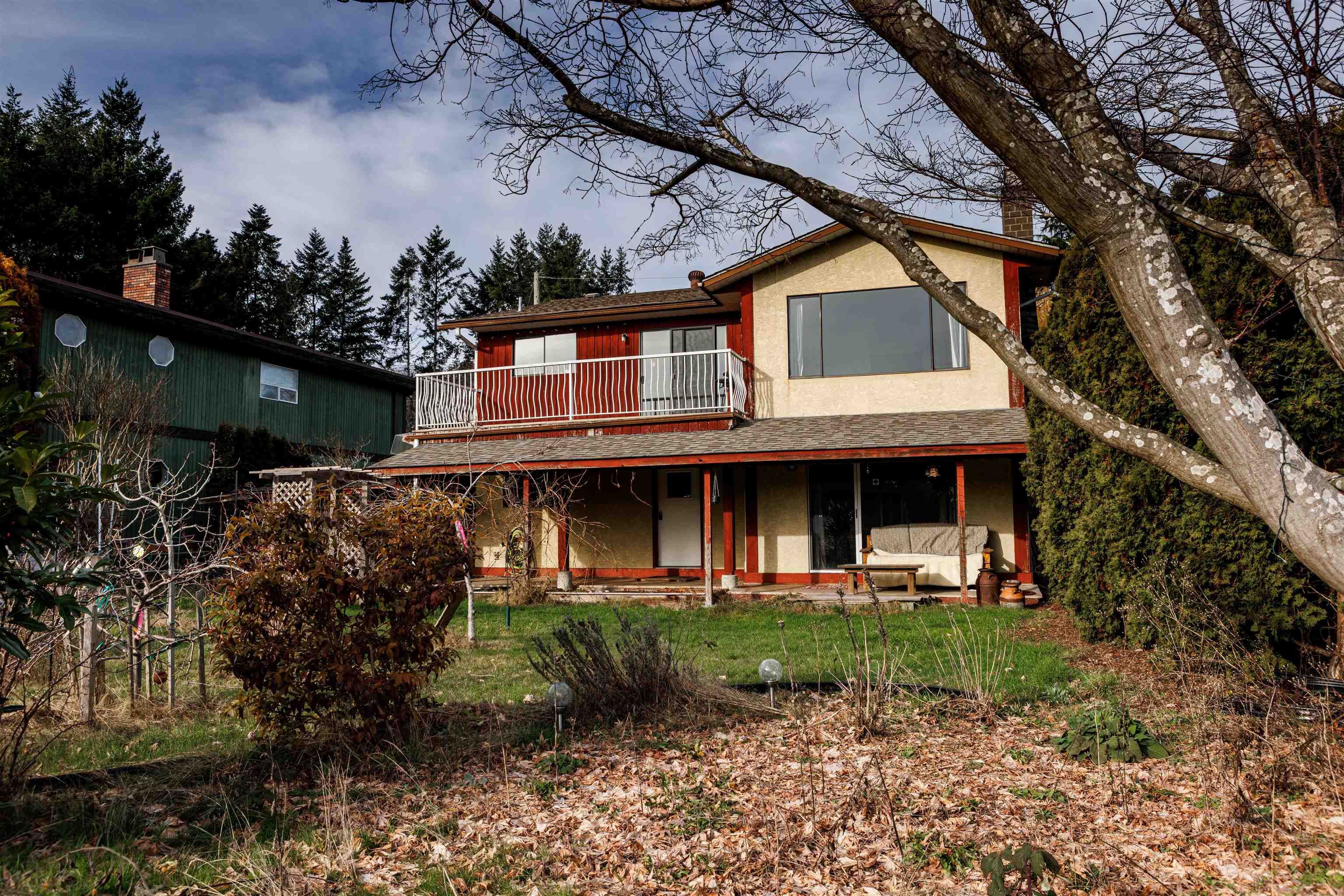 Main Photo: 4373 MARBLE Road in Sechelt: Sechelt District House for sale (Sunshine Coast)  : MLS®# R2848133