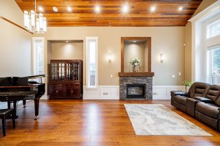 Photo 3: 15643 18 Avenue in Surrey: King George Corridor House for sale (South Surrey White Rock)  : MLS®# R2839667
