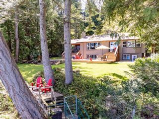 Photo 2: 7788 Ships Point Rd in Fanny Bay: CV Union Bay/Fanny Bay House for sale (Comox Valley)  : MLS®# 900428