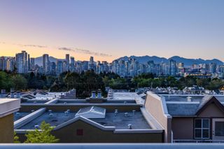 Photo 21: 16 795 W 8TH Avenue in Vancouver: Fairview VW Townhouse for sale in "DOVER POINTE" (Vancouver West)  : MLS®# R2904410