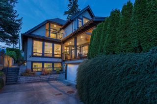 Photo 1: 1136 GORDON Avenue in West Vancouver: Ambleside House for sale : MLS®# R2741963