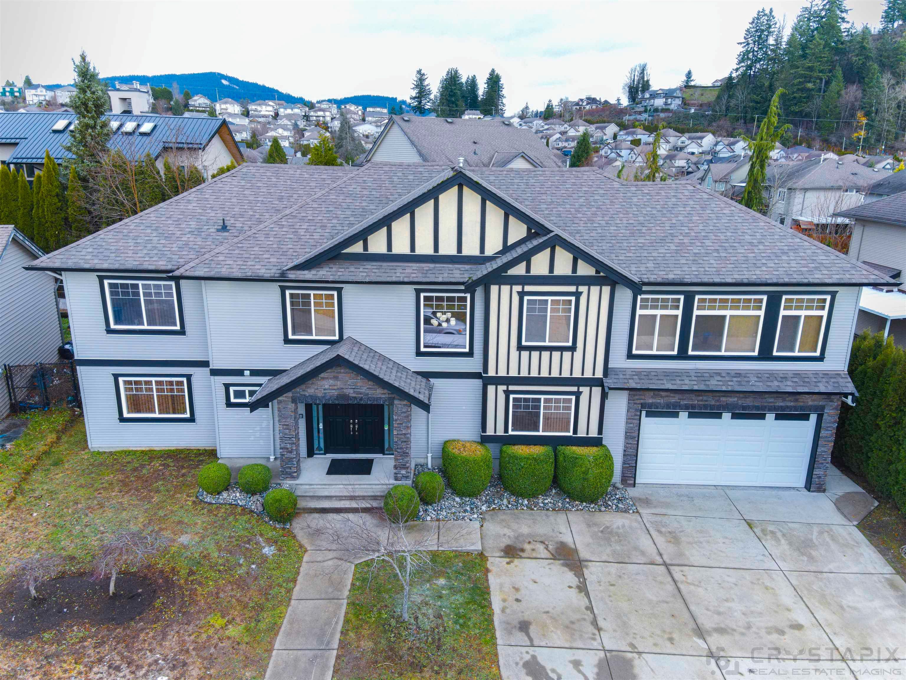 Main Photo: 33803 KETTLEY Place in Mission: Mission BC House for sale : MLS®# R2642112