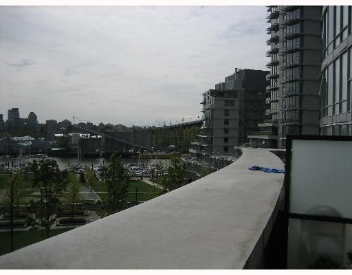 FEATURED LISTING: 506 - 583 BEACH Crescent Vancouver