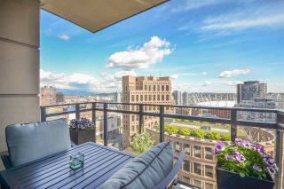 Photo 11: 2401 788 RICHARDS Street in Vancouver: Downtown VW Condo for sale in "L'Hermitage" (Vancouver West)  : MLS®# R2161471