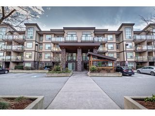 Photo 1: 220 30515 CARDINAL Drive in Abbotsford: Abbotsford West Condo for sale : MLS®# R2655903