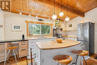 Photo 10: 514 Bluff Way in Mayne Island: House for sale : MLS®# 958028