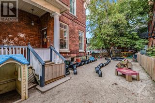 Photo 4: 79 FLORENCE STREET in Ottawa: Multi-family for sale : MLS®# 1359356