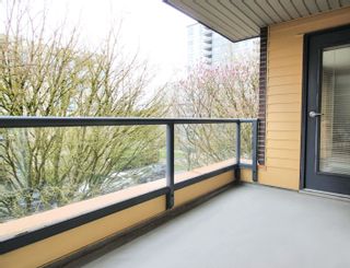 Photo 8: 308 3583 CROWLEY Drive in Vancouver: Collingwood VE Condo for sale in "AMBERLEY" (Vancouver East)  : MLS®# R2767390