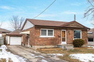 Photo 1: 24 Donley Street in Kitchener: House (Bungalow) for sale : MLS®# X8086740