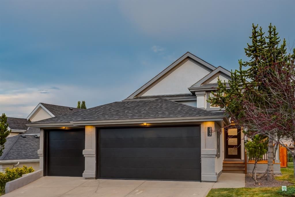 Main Photo: 217 Patterson Hill SW in Calgary: Patterson Detached for sale : MLS®# A1251306