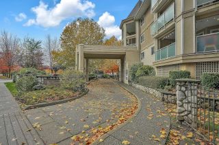 Photo 1: 205 20145 55A Avenue in Langley: Langley City Condo for sale : MLS®# R2833523