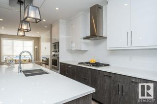 Photo 11: 8110 85 Avenue in Edmonton: Zone 18 House for sale : MLS®# E4372844