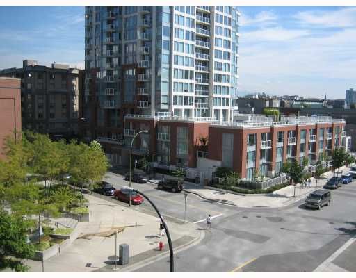 FEATURED LISTING: 507 - 58 KEEFER Place Vancouver