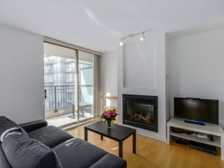 Photo 7: 1602 969 RICHARDS Street in Vancouver: Downtown VW Condo for sale in "MONDRIAN 2" (Vancouver West)  : MLS®# R2060003