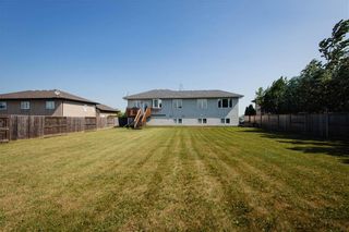 Photo 23: 252 Bel-Ami Drive in Ste Agathe: R07 Residential for sale : MLS®# 202319397