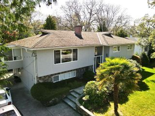 Photo 1: 1565 Arrow Rd in Saanich: SE Mt Doug House for sale (Saanich East)  : MLS®# 873867