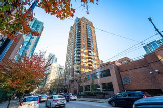 Photo 2: 1904 1189 HOWE Street in Vancouver: Downtown VW Condo for sale in "Genesis" (Vancouver West)  : MLS®# R2822861