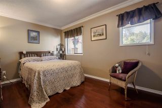 Photo 12: 1720 LILAC Drive in Surrey: King George Corridor Townhouse for sale in "Alderwood 3" (South Surrey White Rock)  : MLS®# R2171971