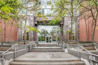 Photo 2: 1006 63 KEEFER Place in Vancouver: Downtown VW Condo for sale in "EUROPA" (Vancouver West)  : MLS®# R2819656