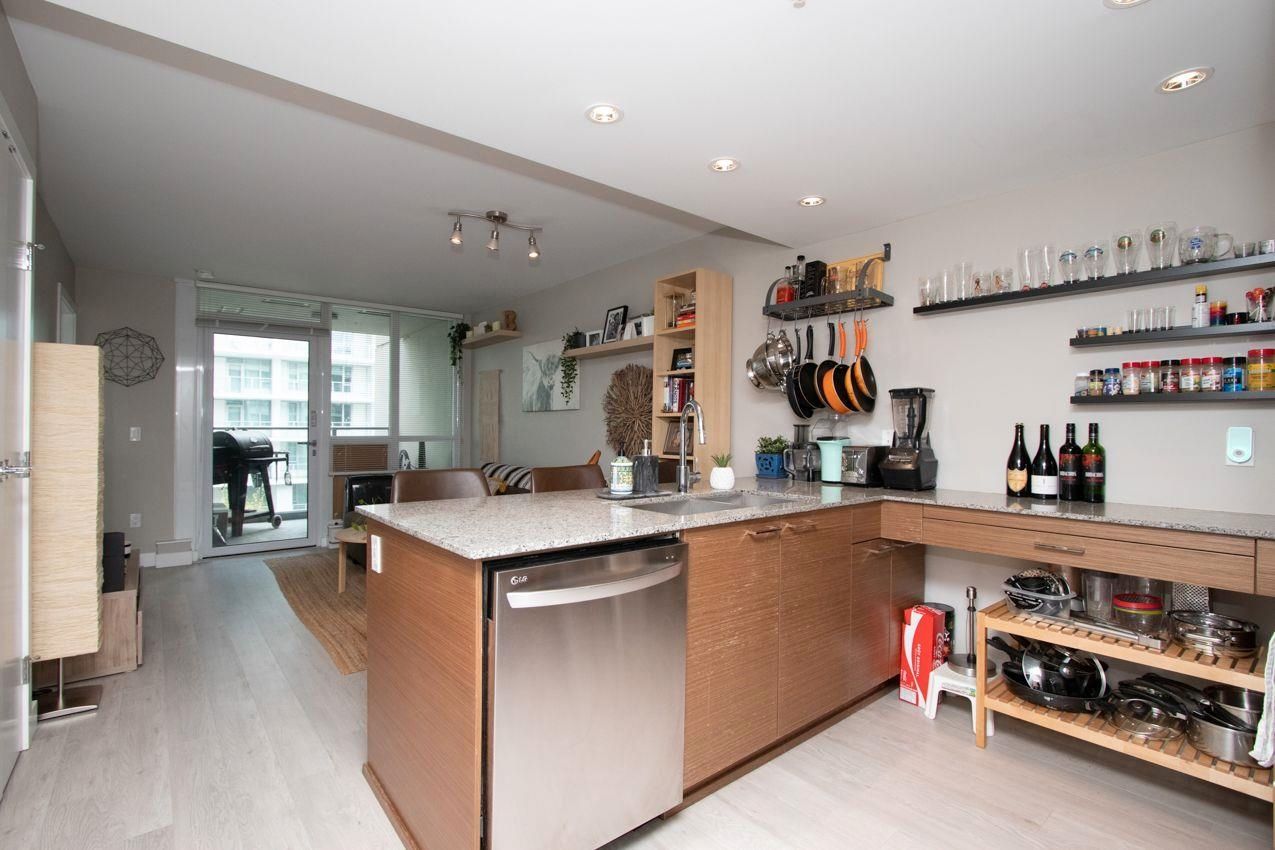 Photo 8: Photos: 411 135 E 17TH Street in North Vancouver: Central Lonsdale Condo for sale in "THE LOCAL" : MLS®# R2616612