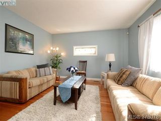 Photo 2: 1021 McCaskill St in VICTORIA: VW Victoria West House for sale (Victoria West)  : MLS®# 759186