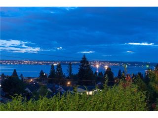 Photo 9: 1136 Mathers Av in West Vancouver: Ambleside House for sale : MLS®# V1090869