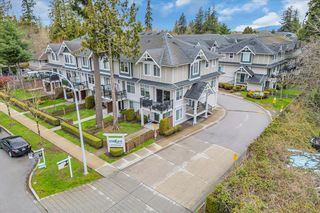 Photo 1: 15 12775 63 Avenue in Surrey: Panorama Ridge Townhouse for sale in "Enclave" : MLS®# R2771669