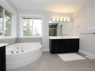 Photo 12: 903 Progress Place in : La Florence Lake Residential for sale (Langford)  : MLS®# 336352