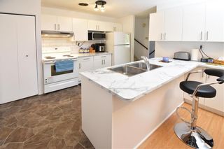 Photo 6: 1468 Jefferson Avenue in Winnipeg: Maples Residential for sale (4H)  : MLS®# 202221718