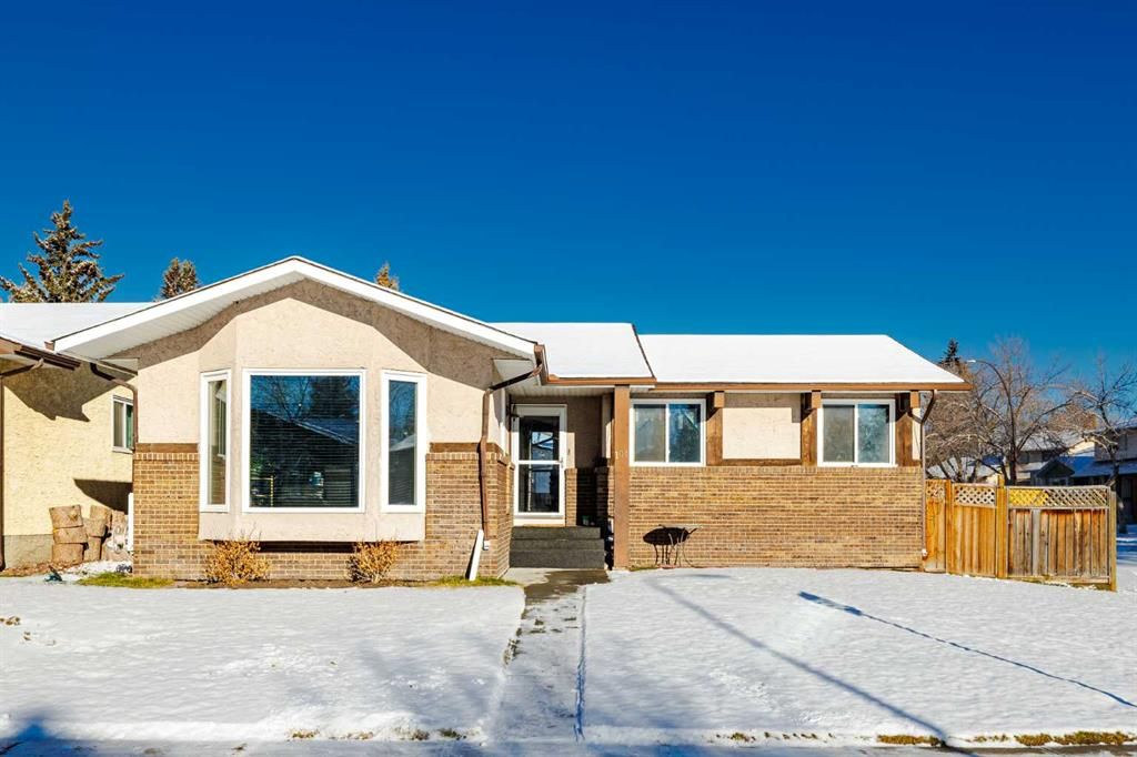Main Photo: 104 Templeview Place NE in Calgary: Temple Detached for sale : MLS®# A2093955