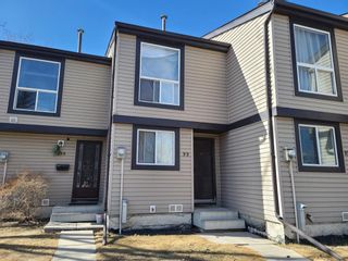 Photo 1: 99 3029 Rundleson Road NE in Calgary: Rundle Row/Townhouse for sale : MLS®# A1084437