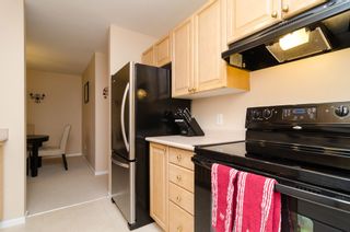 Photo 10: 104 5577 SMITH Avenue in Burnaby: Central Park BS Condo for sale in "Cotton Grove in Garden Village" (Burnaby South)  : MLS®# V1055670