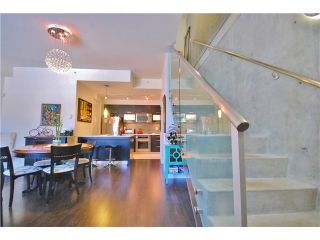 Photo 10: 184 E 17TH Avenue in Vancouver: Main Townhouse for sale in "3333 MAIN" (Vancouver East)  : MLS®# V1027452