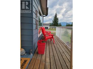 Photo 3: 1096 8TH AVENUE in Valemount: House for sale : MLS®# R2791854
