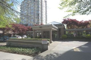 Photo 1: 1002 2668 ASH Street in Vancouver: Fairview VW Condo for sale in "Cambridge Gardens" (Vancouver West)  : MLS®# R2775586