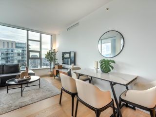 Photo 10: 3805 1289 HORNBY Street in Vancouver: Downtown VW Condo for sale in "One Burrard Place" (Vancouver West)  : MLS®# R2870544