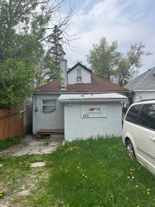 Photo 2: 323 Simcoe Street in Winnipeg: House for sale : MLS®# 202304865