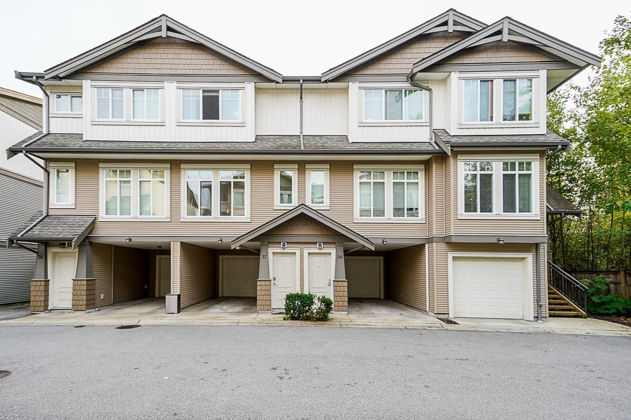 Main Photo: 37 8250 209B Street in Langley: Willoughby Heights Townhouse for sale in "OUTLOOK" : MLS®# R2622996