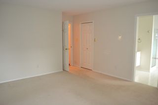 Photo 13: 135xx 14A Avenue in Surrey: Crescent Bch Ocean Pk. House for rent