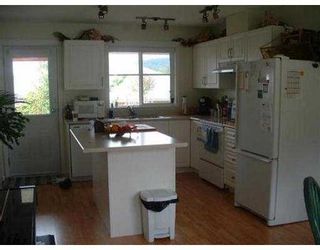 Photo 6: 5661 NICKERSON RD in Sechelt: Sechelt District House for sale (Sunshine Coast)  : MLS®# V540214