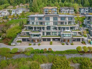 Main Photo: 2768 HIGHGROVE Place in West Vancouver: Whitby Estates Townhouse for sale : MLS®# R2774430
