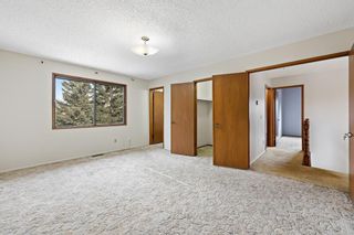 Photo 11: 4 Coach Side Place SW in Calgary: Coach Hill Detached for sale : MLS®# A1194114