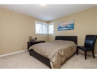 Photo 12: 639 Treanor Ave in VICTORIA: La Thetis Heights House for sale (Langford)  : MLS®# 671823
