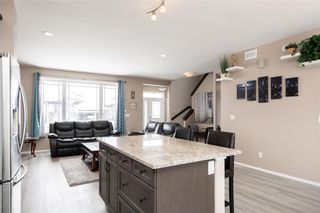 Photo 11: Move In Ready 2 Storey in Winnipeg: 1R House for sale (Bridgwater Lakes) 