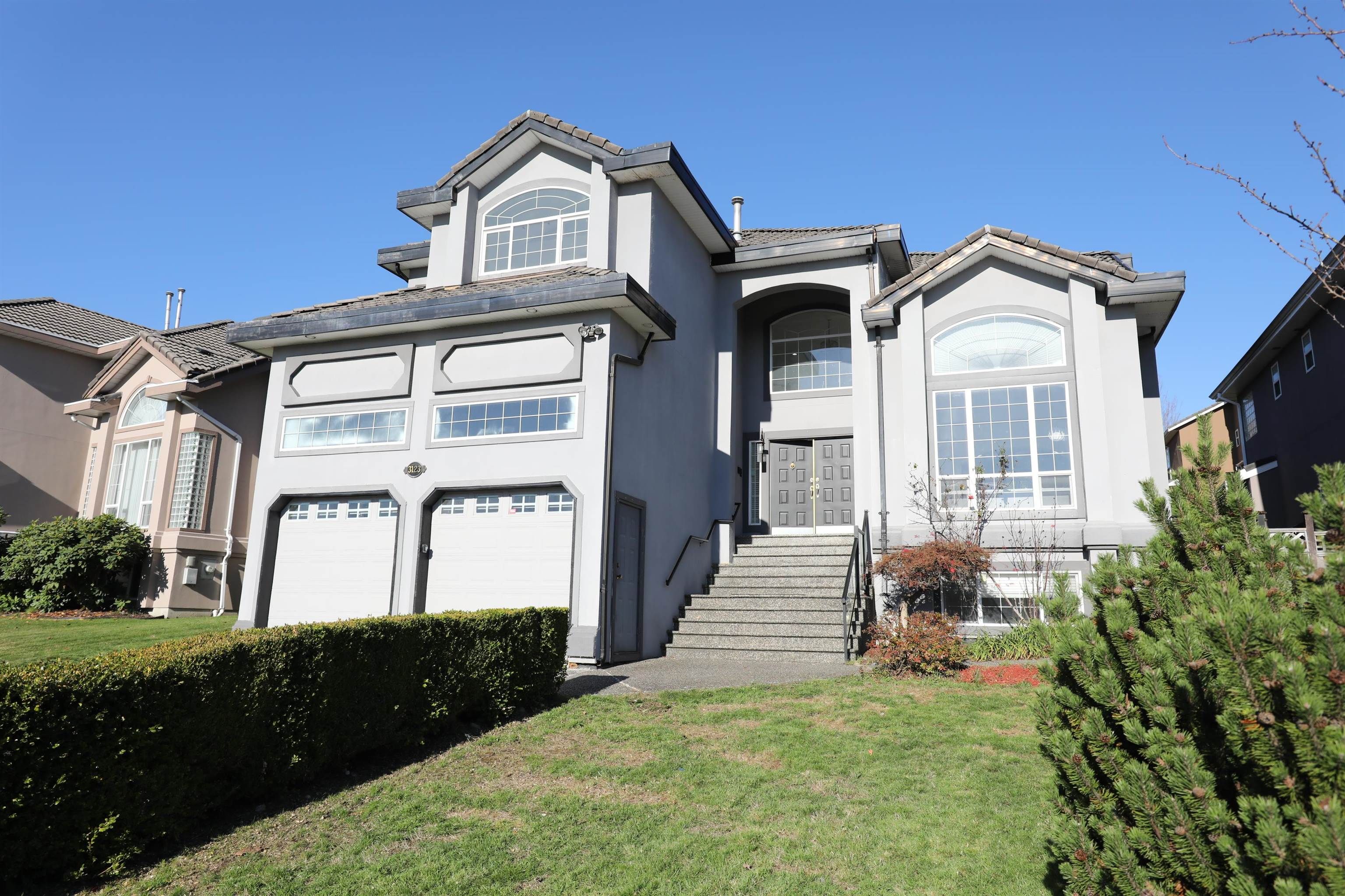 Main Photo: 3123 QUINTETTE CRESCENT in Coquitlam: Westwood Plateau House for sale : MLS®# R2631402