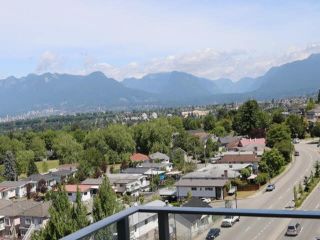 Photo 2: 902 4815 ELDORADO Mews in Vancouver: Collingwood VE Condo for sale in "2300 KINGSWAY" (Vancouver East)  : MLS®# V1128650